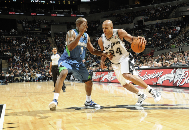 90299677CE001_WLVS_SPURS
